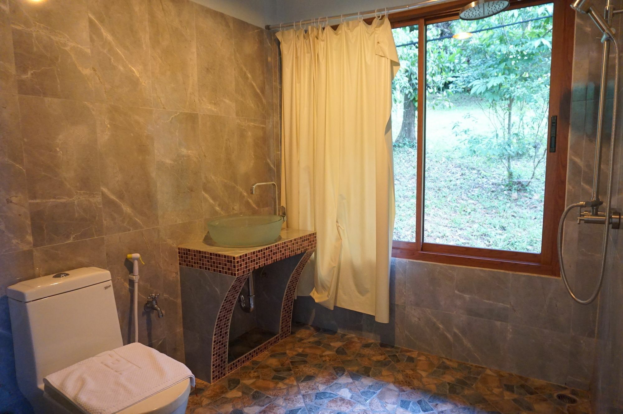 Smallville Resort Ranong Eksteriør billede