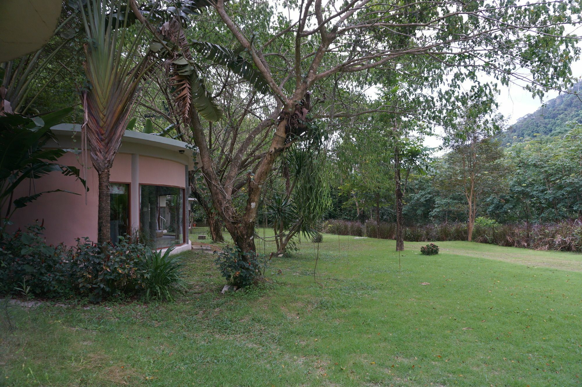 Smallville Resort Ranong Eksteriør billede